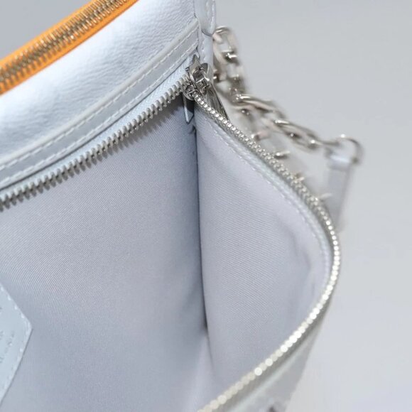 LOUIS VUITTON Monogram White Flat Mensenger Shoulder Bag - Picture 13 of 16